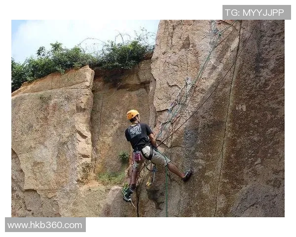 南京攀岩队协作精神探讨与训练方法分析 南京攀岩队协作精神探讨与训练方法分析