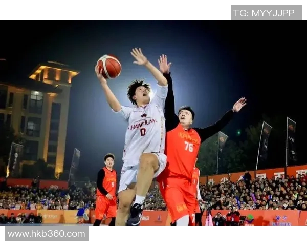 广西威壮篮球队迎战陕西队全力争胜展现团队精神与竞技风采