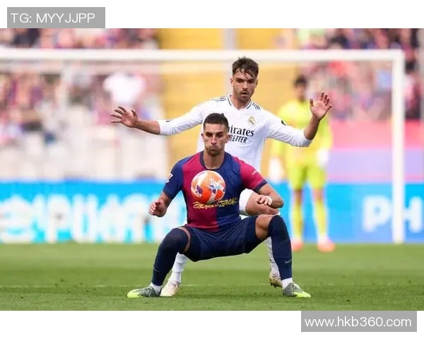 费兰托雷斯的崛起之路：从青训天才到世界级足球明星的蜕变与挑战